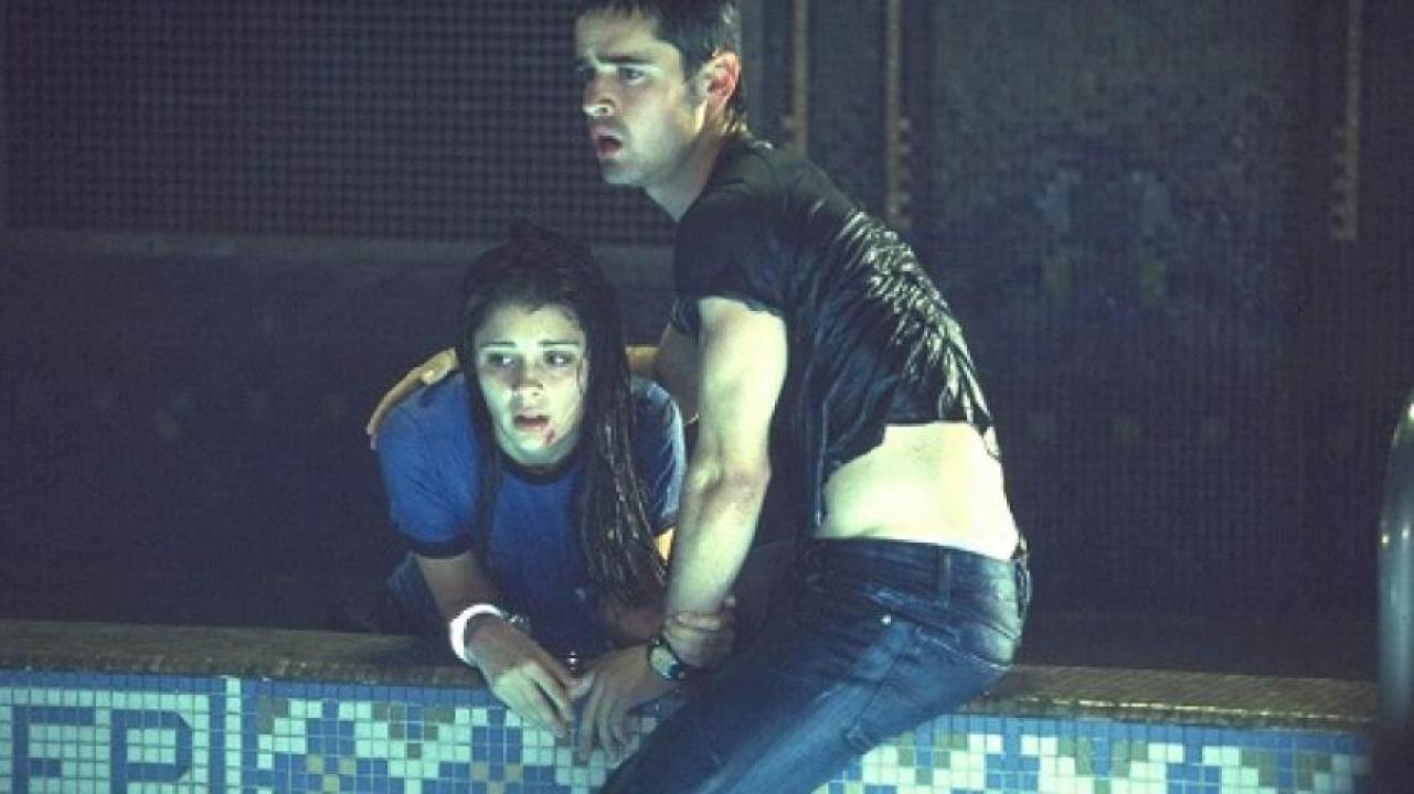 مشاهدة فيلم Swimfan 2002 مترجم 