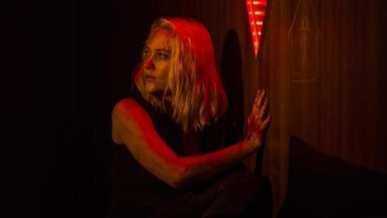 مشاهدة فيلم Tau 2018 مترجم 